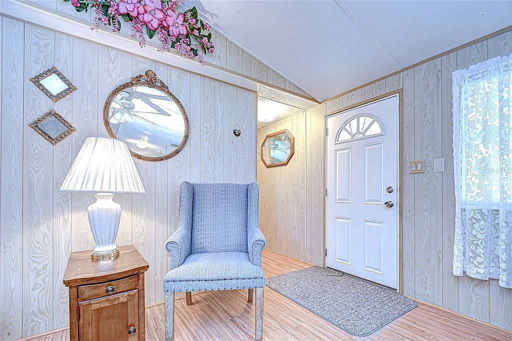 39613 Sterling Dr Zephyrhills, FL 33542 - Thumbnail 5