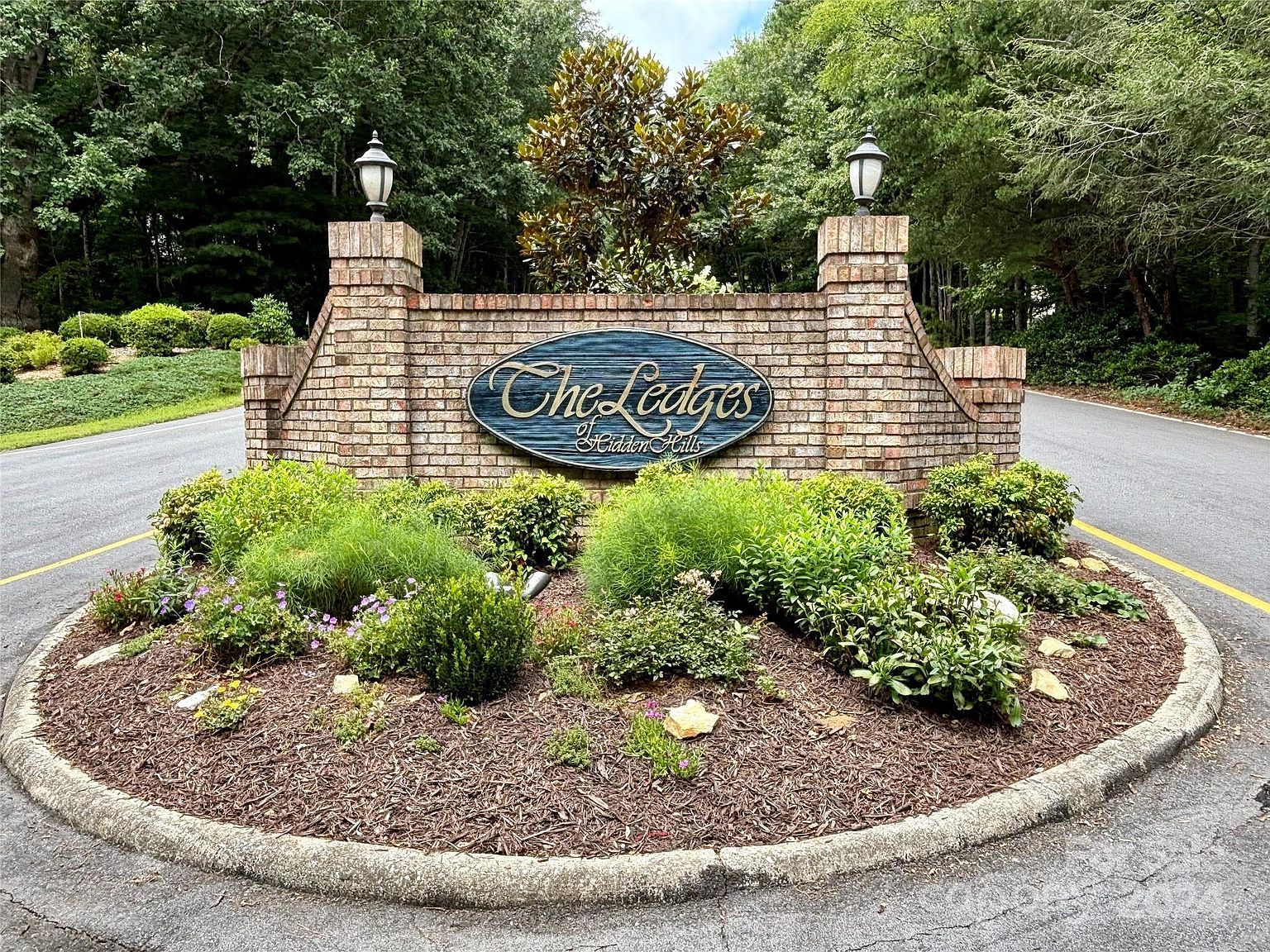 0 N Sunlight Ridge Ct Hendersonville, NC 28792  | Land/Lot