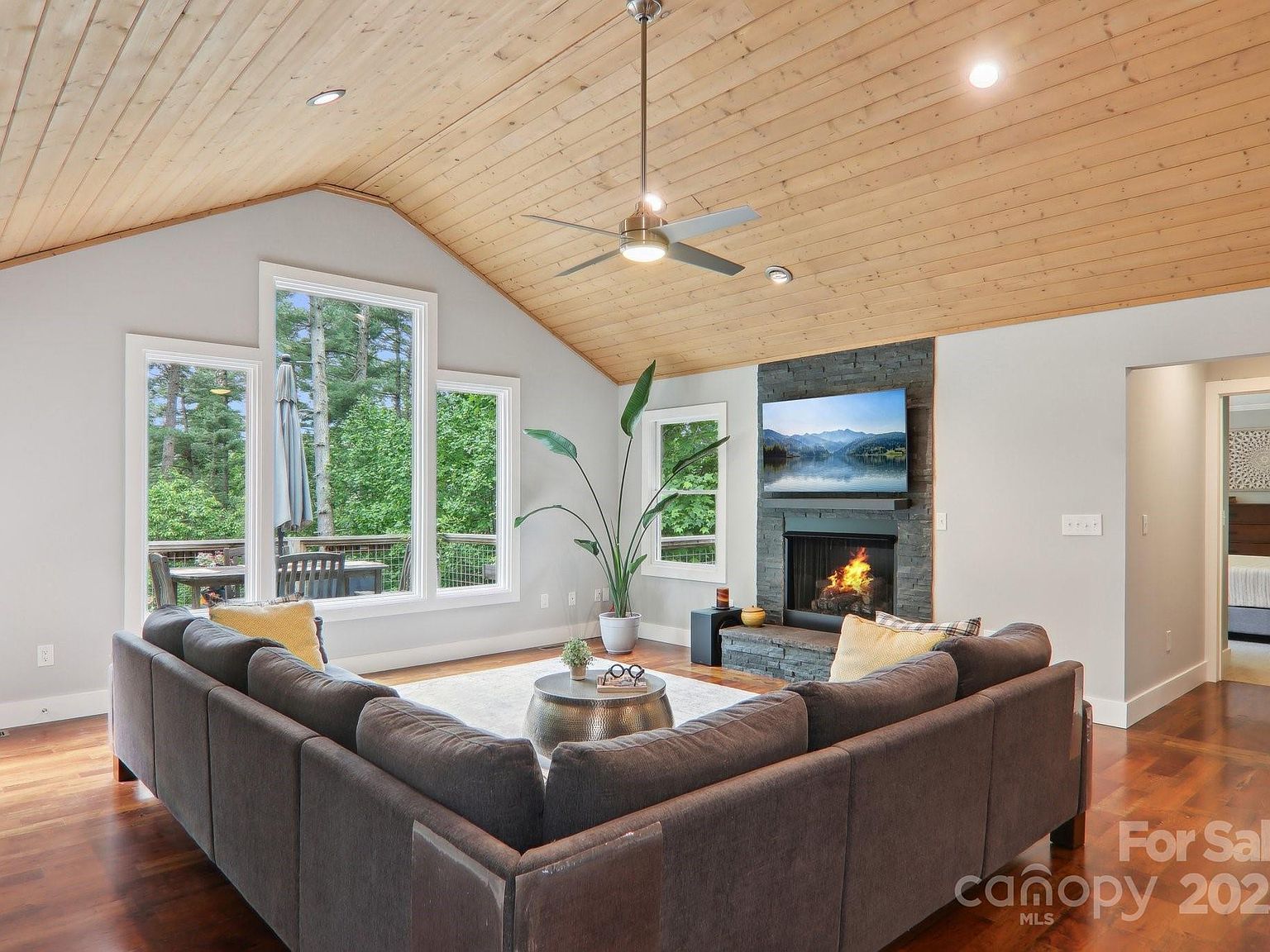 17 Azalea Ter Asheville, NC 28803 - Thumbnail 5