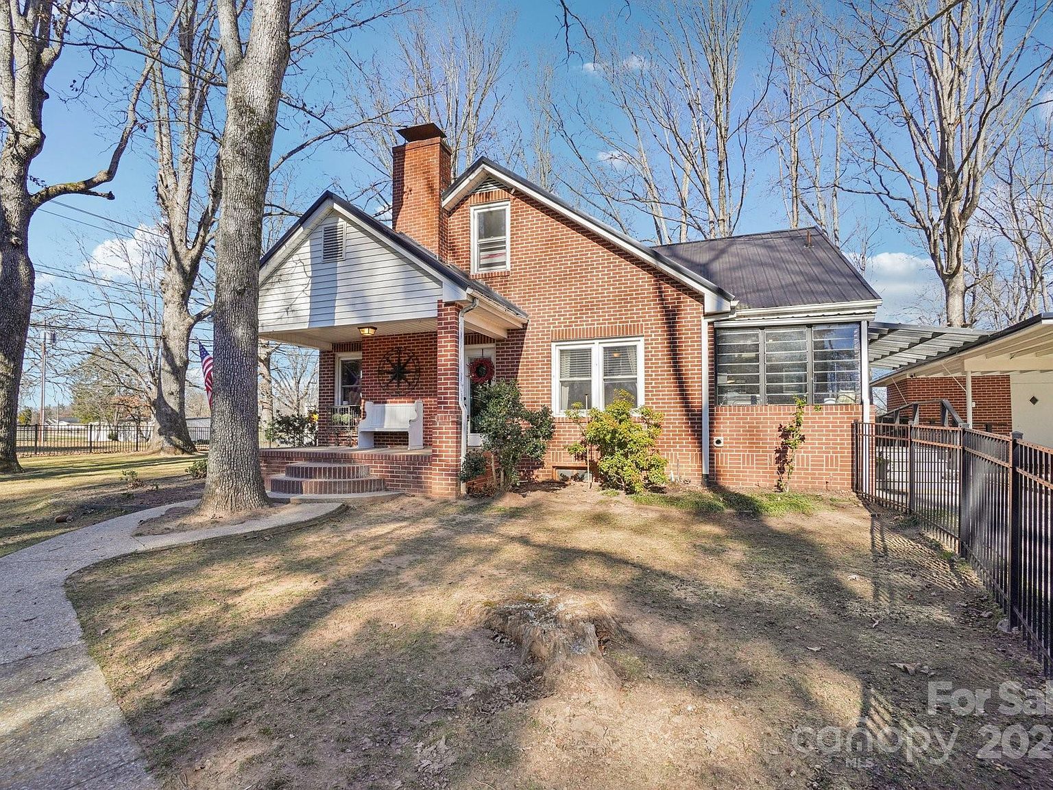 2510 Old Spartanburg Rd East Flat Rock, NC 28726 - Thumbnail 5