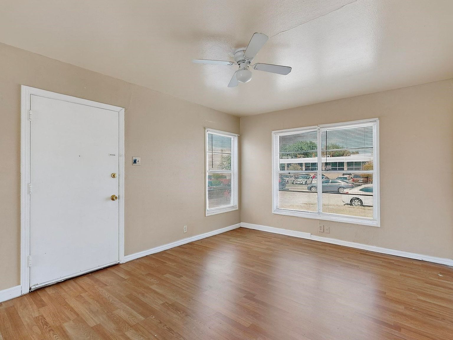 2122 Monterrey Ave Dallas, TX 75228 - Thumbnail 5