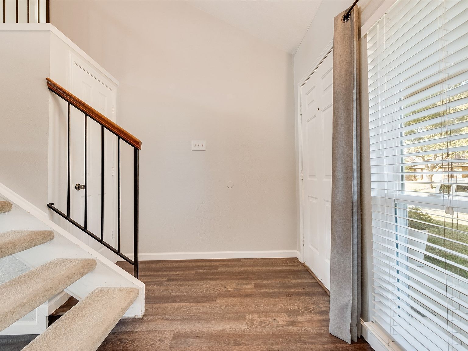 1114 Wood Heights Dr Lewisville, TX 75067 - Thumbnail 5