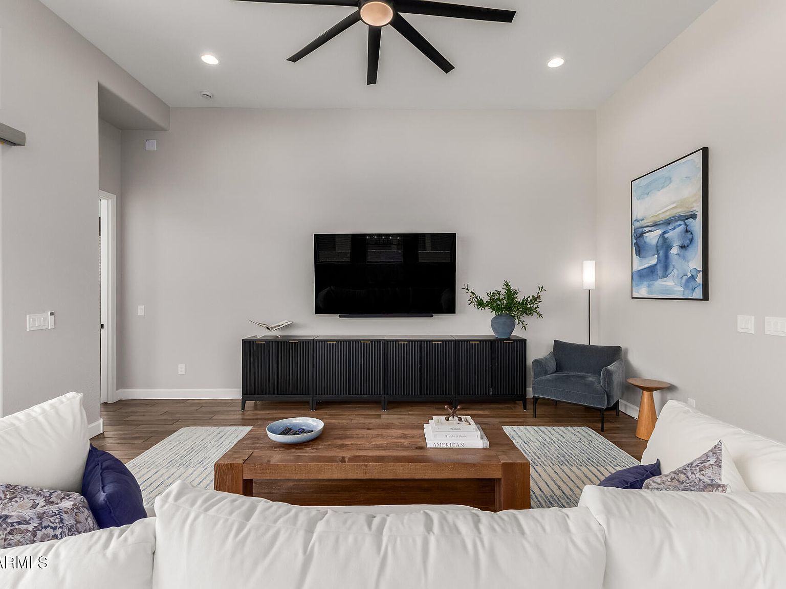 1926 W Holden Dr Phoenix, AZ 85085 - Thumbnail 5