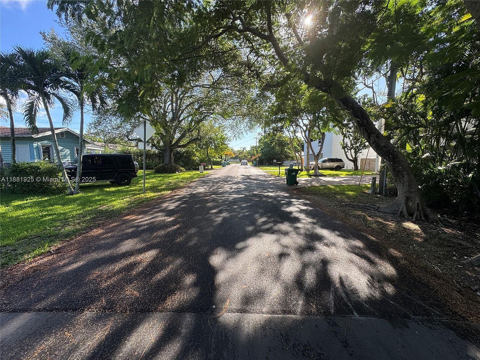 8920 SW 157th St Palmetto Bay, FL 33157 - Thumbnail 5