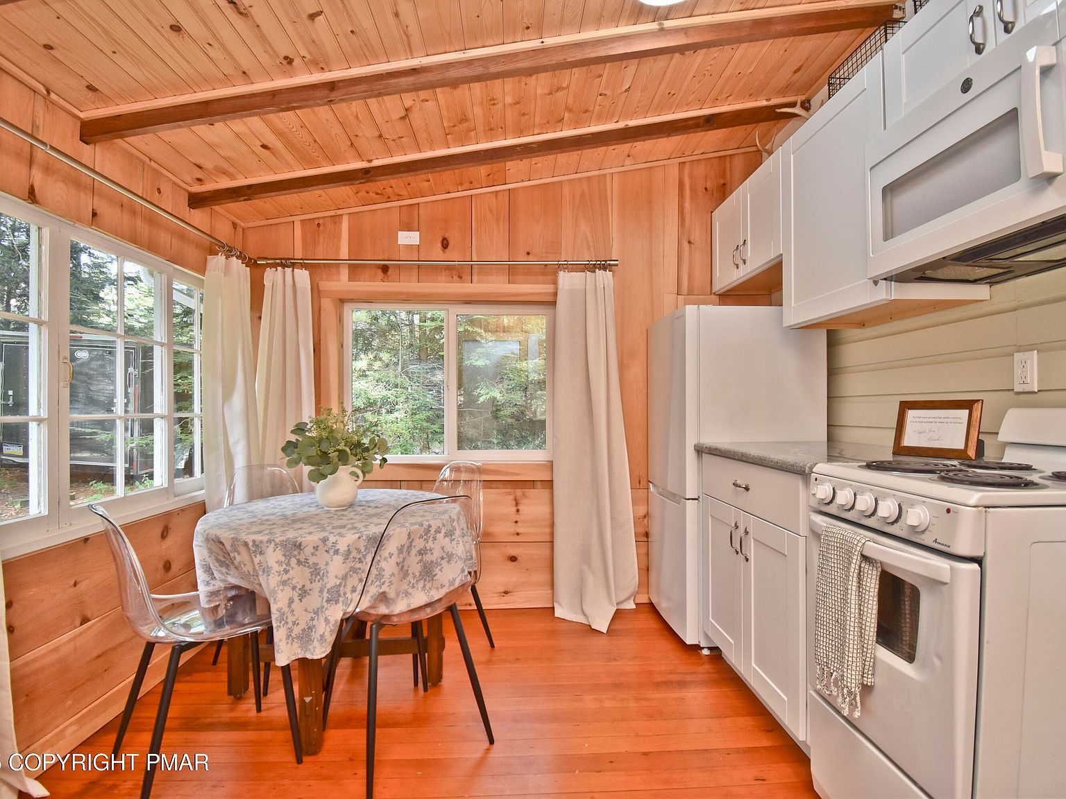 221 John St Pocono Pines, PA 18350 - Thumbnail 5