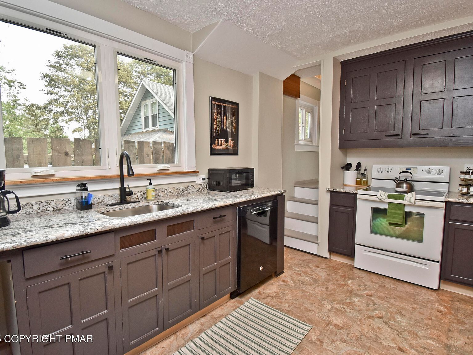 210 John St Pocono Pines, PA 18350 - Thumbnail 5