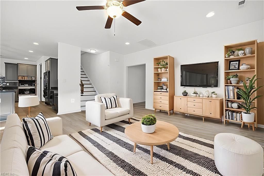 1417 Waltham Ln Newport News, VA 23608 - Thumbnail 5