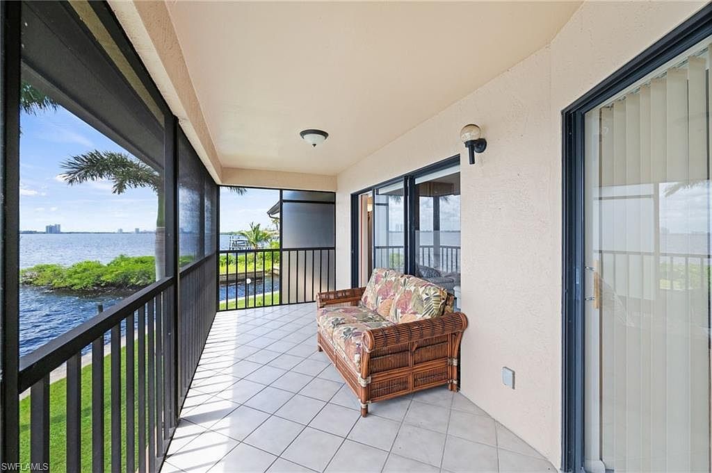 15477 Admiralty Cir APT 6 North Fort Myers, FL 33917 - Thumbnail 5