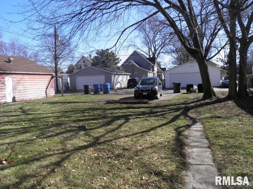 250 44th St Moline, IL 61265 - Thumbnail 5