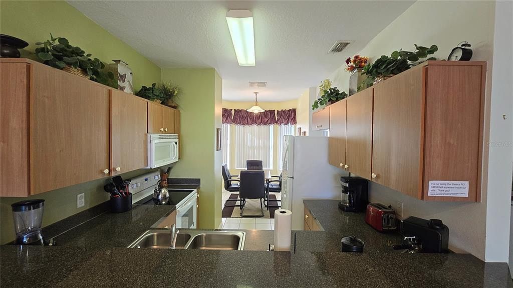 1213 S Beach Cir Kissimmee, FL 34746 - Thumbnail 5