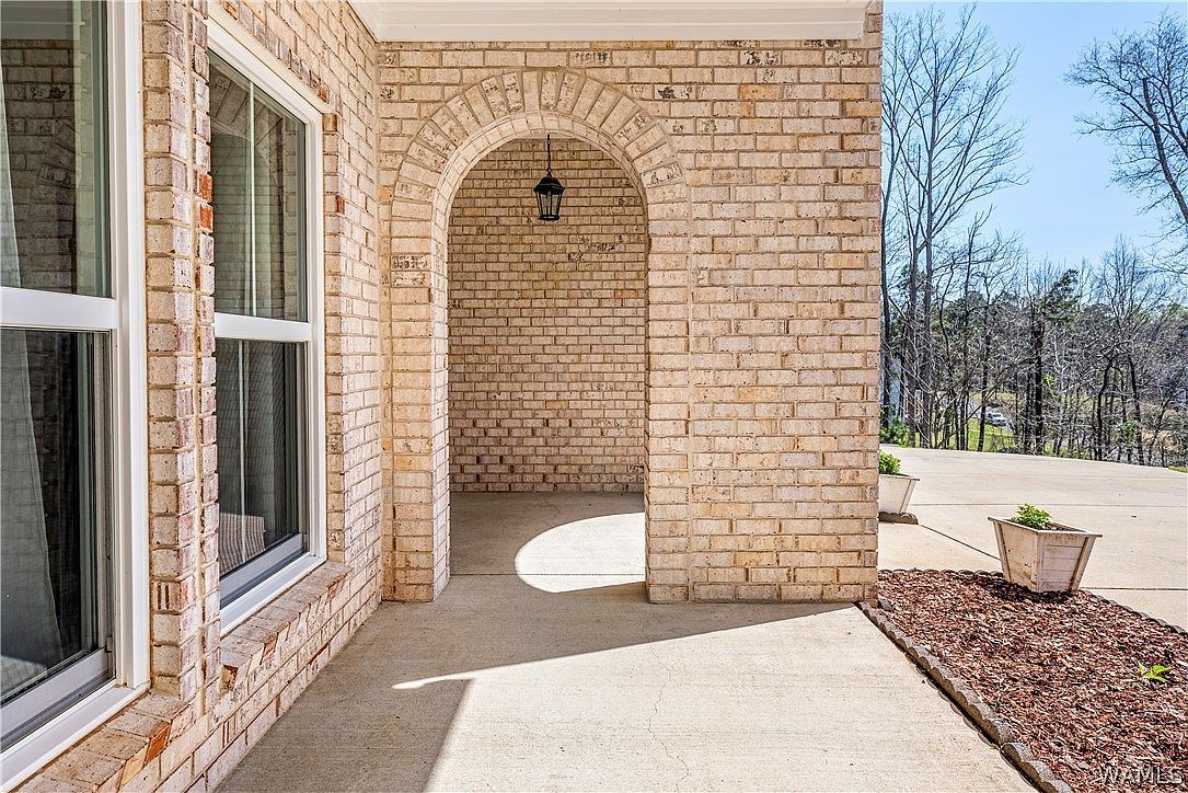 11689 Elam Dr Northport, AL 35475 - Thumbnail 5