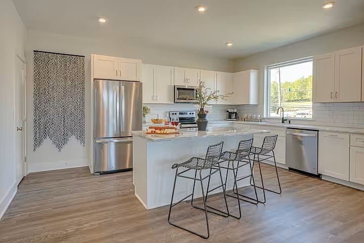 5631 Lenox Ave BUILDING GROUP 1 Nashville, TN 37209 - Thumbnail 5