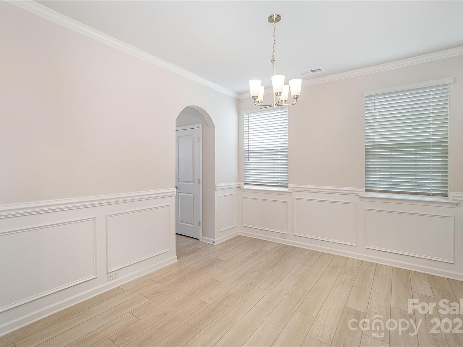 2039 Morning Gold Dr Maiden, NC 28650 - Thumbnail 5