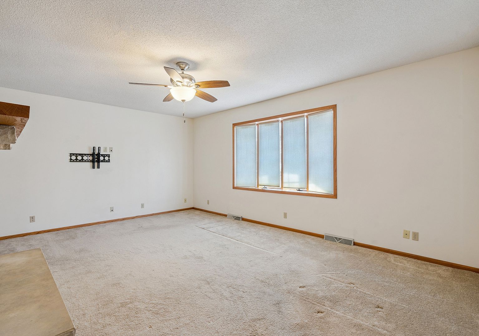 1533 2nd Ave Camanche, IA 52730 - Thumbnail 5