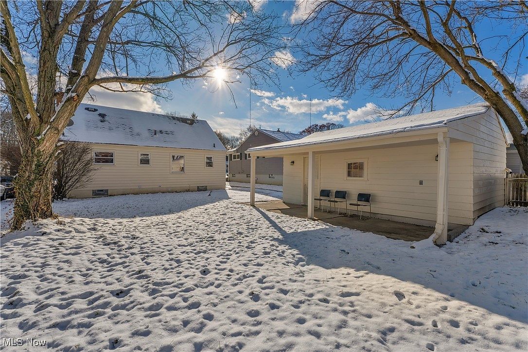 1122 Inverness Ave Youngstown, OH 44502 - Thumbnail 5