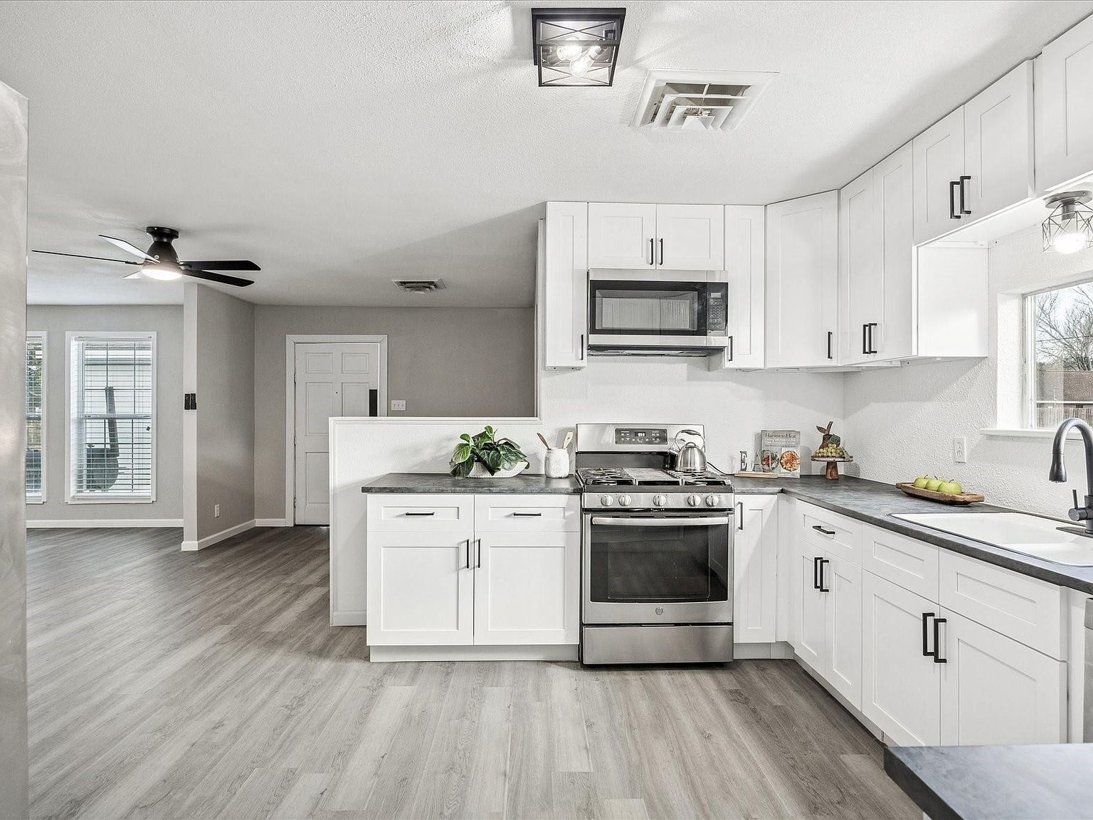 11910 11th St Santa Fe, TX 77510 - Thumbnail 5