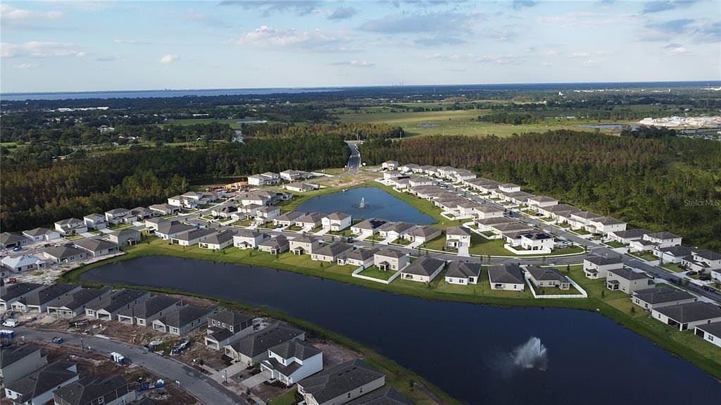 305 Pine Tree Bridge Trl Saint Cloud, FL 34772 - Thumbnail 5