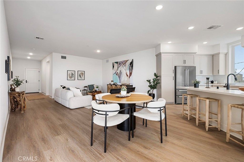 414 Main #300 Huntington Beach, CA 92648 - Thumbnail 5