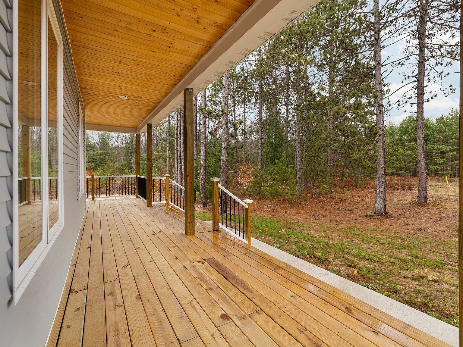 2741 Danbury Rd Kingsley, MI 49649 - Thumbnail 5