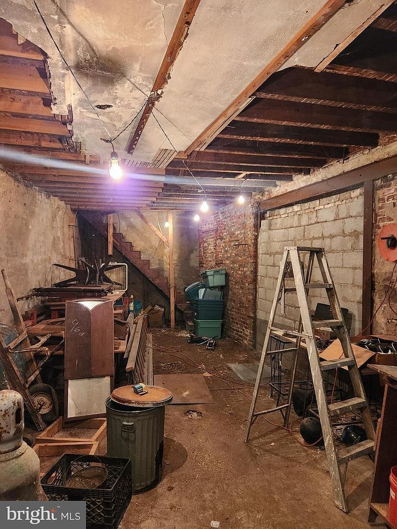 1823 S 5th St #1 Philadelphia, PA 19148 - Thumbnail 5