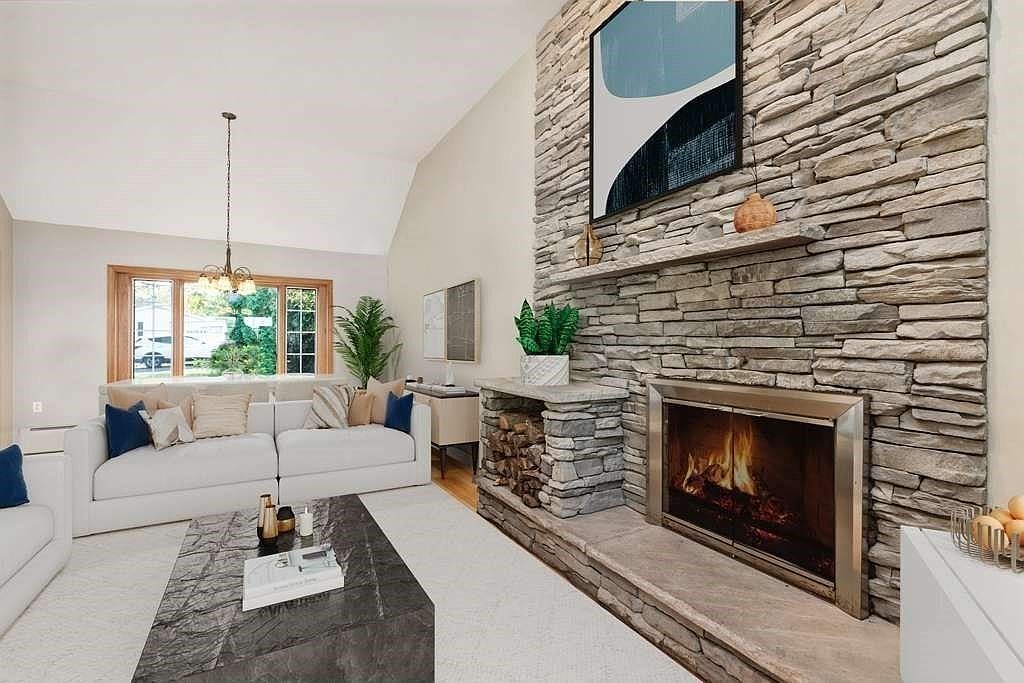 73 Ridge Rd Foxboro, MA 02035 - Thumbnail 5