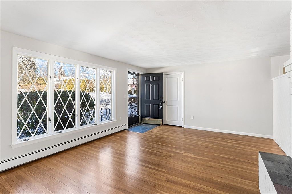 11 Deluca Rd Milford, MA 01757 - Thumbnail 5