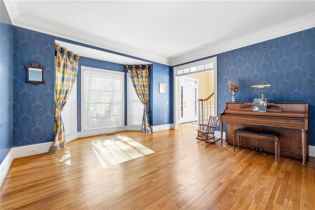 350 Waters Bend Way Johns Creek, GA 30022 - Thumbnail 5