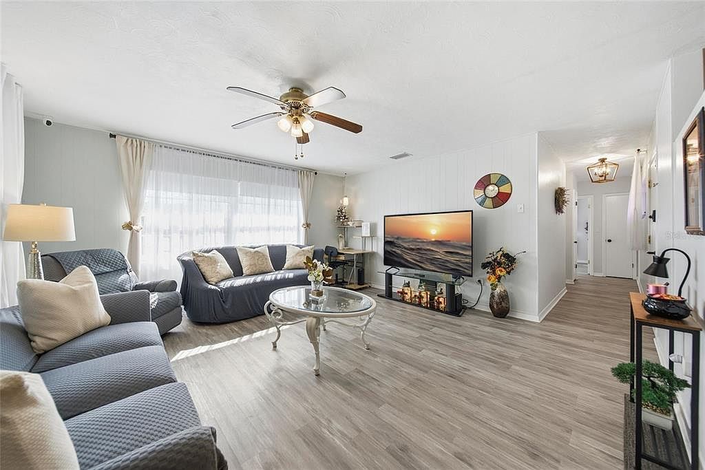 29747 70th St N Clearwater, FL 33761 - Thumbnail 5