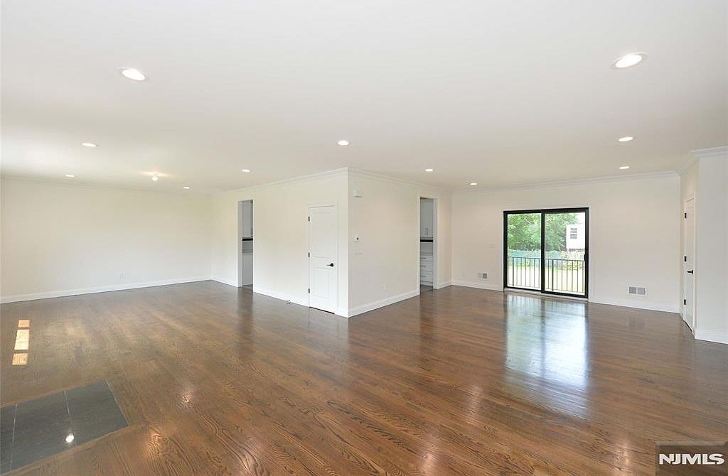 6 River Rd #10 Fair Lawn, NJ 07410 - Thumbnail 5