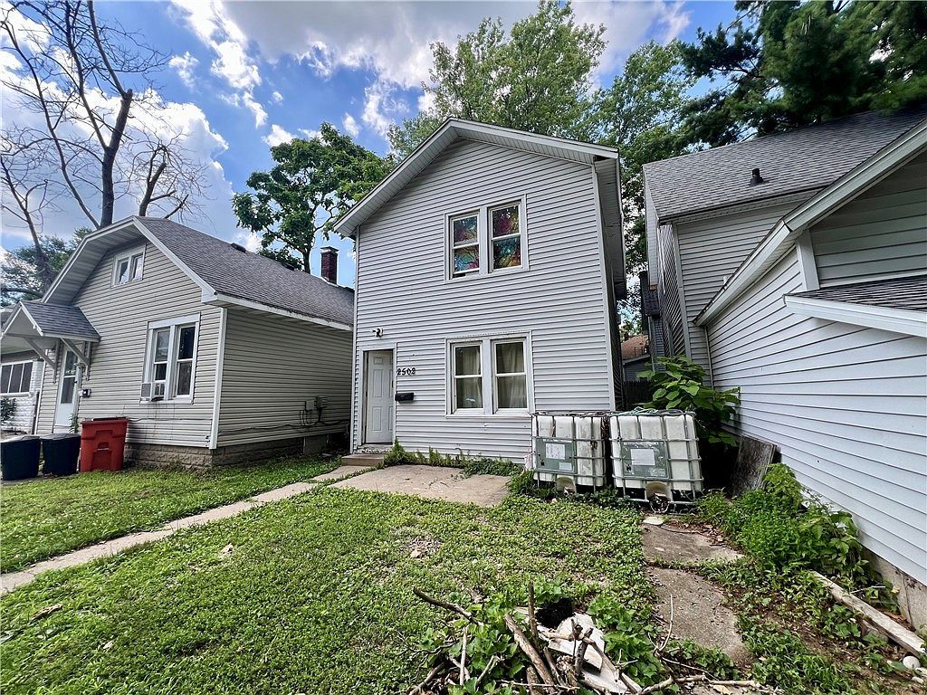 2502 Pine Ave Mattoon, IL 61938 - Thumbnail 5