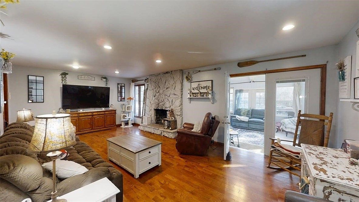 952 N Linden Ave Decatur, IL 62522 - Thumbnail 5