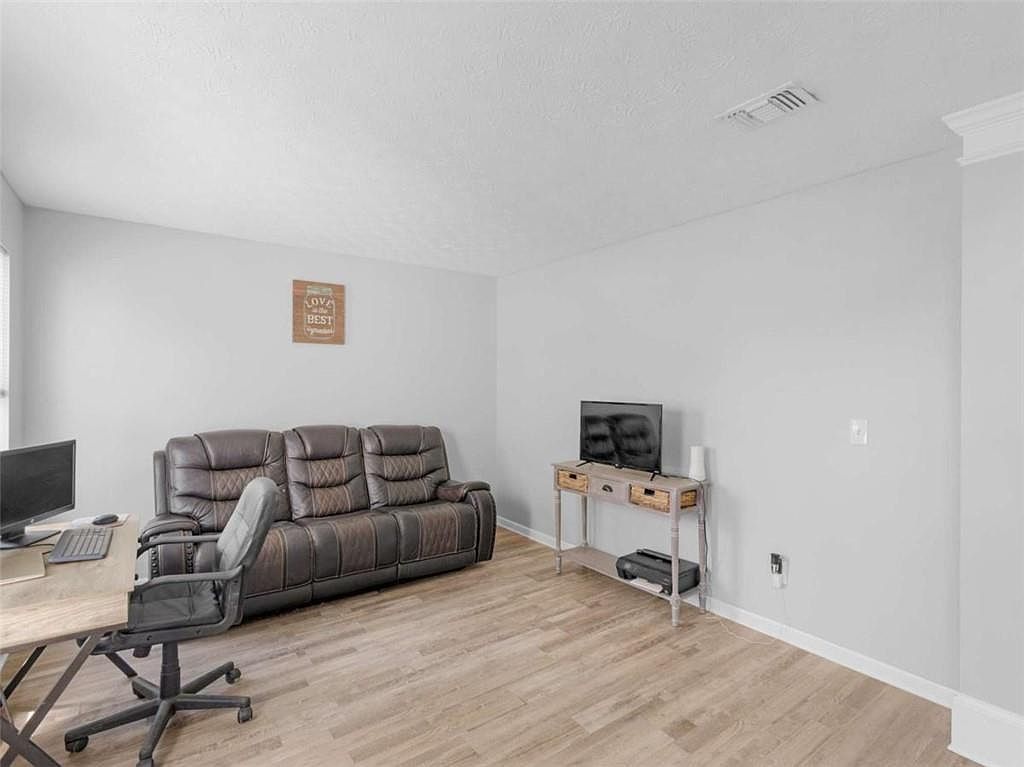 501 Grove Park Dr Locust Grove, GA 30248 - Thumbnail 5