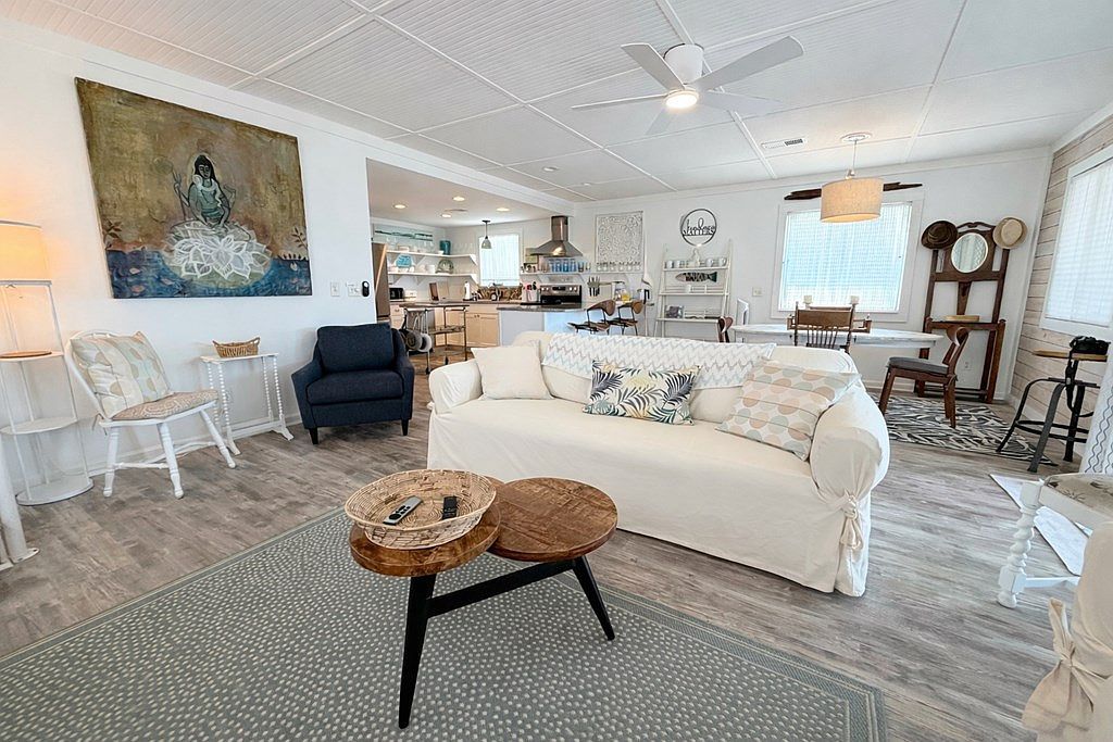 329 Treasure Dr Port Saint Joe, FL 32456 - Thumbnail 5