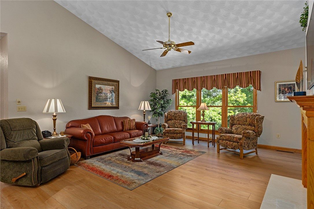 8434 N Meadowview Rd Effingham, IL 62401 - Thumbnail 5