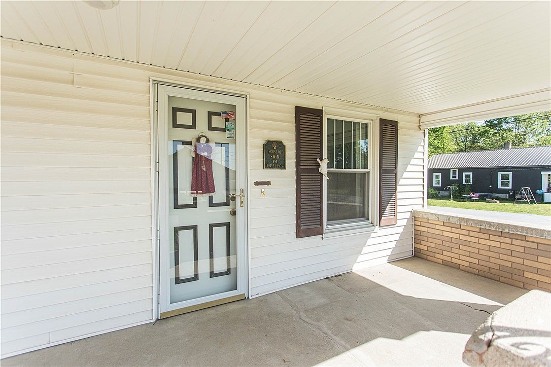 110 E Pleasant St Greenup, IL 62428 - Thumbnail 5
