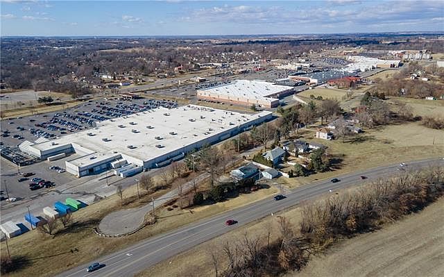 4301 N 169th Hwy Saint Joseph, MO 64506 - Thumbnail 5