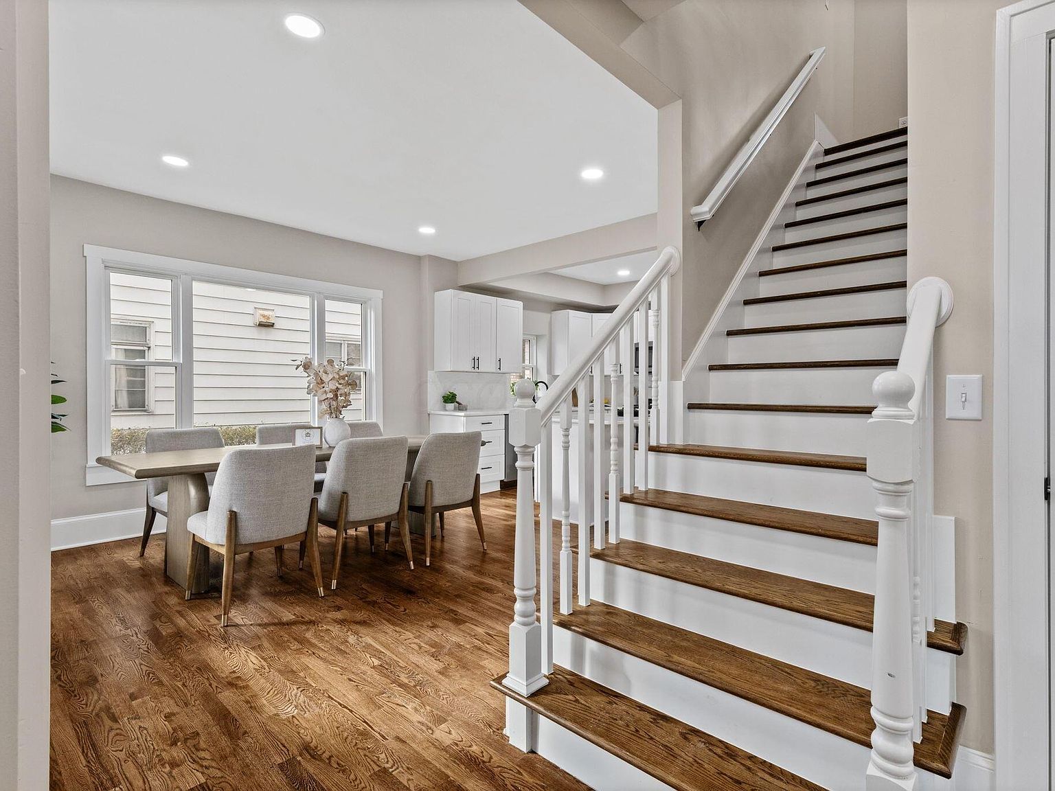 291 Sherborne Dr Columbus, OH 43219 - Thumbnail 5