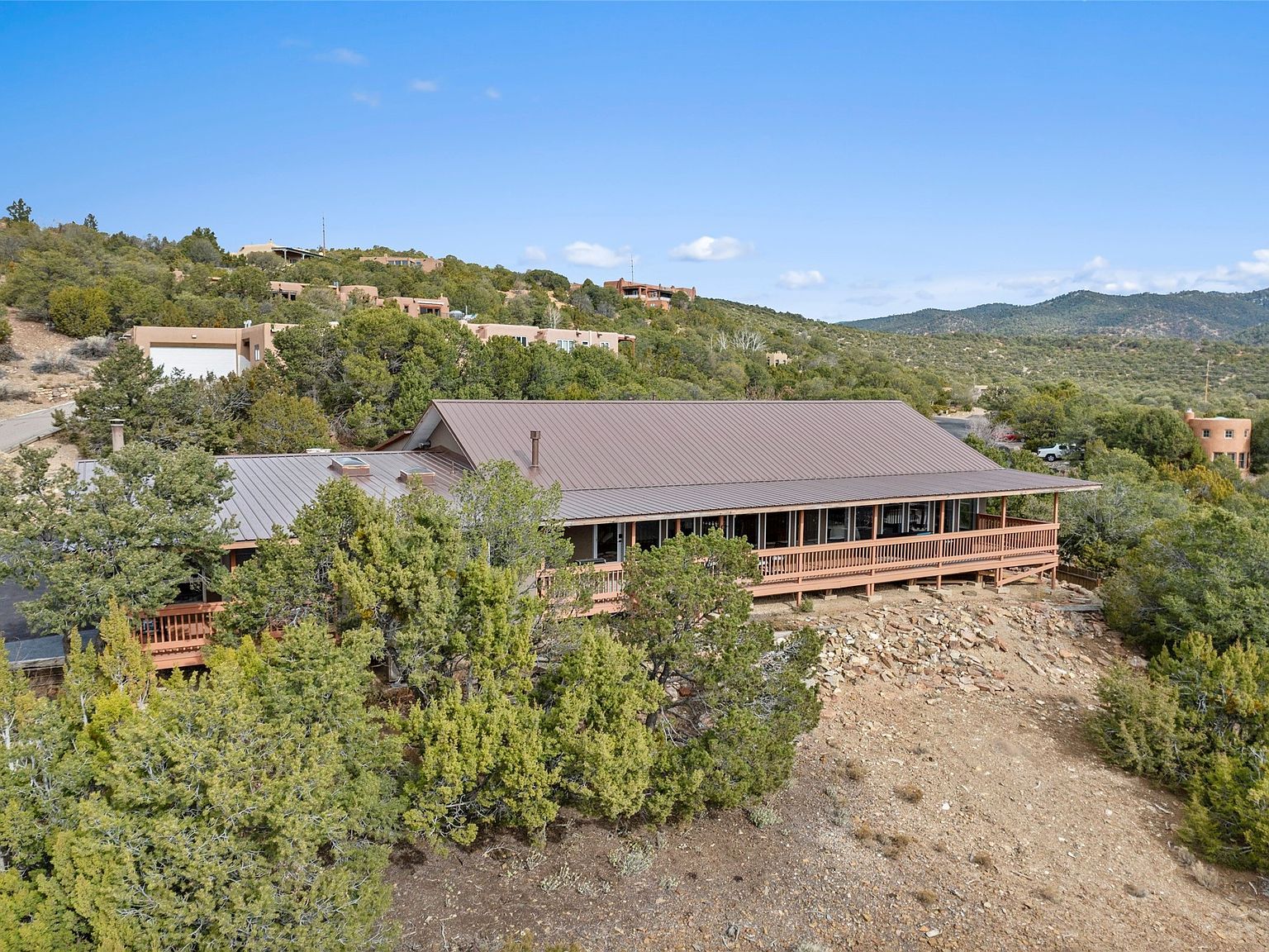 1661 Cerro Gordo Rd APT E Santa Fe, NM 87501 - Thumbnail 5