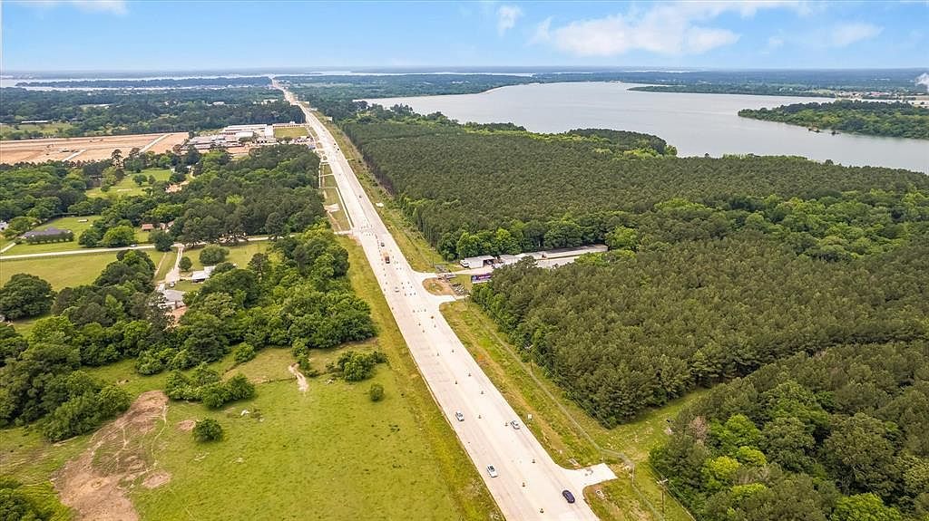 12488 Anderson Rd Willis, TX 77318 - Thumbnail 5