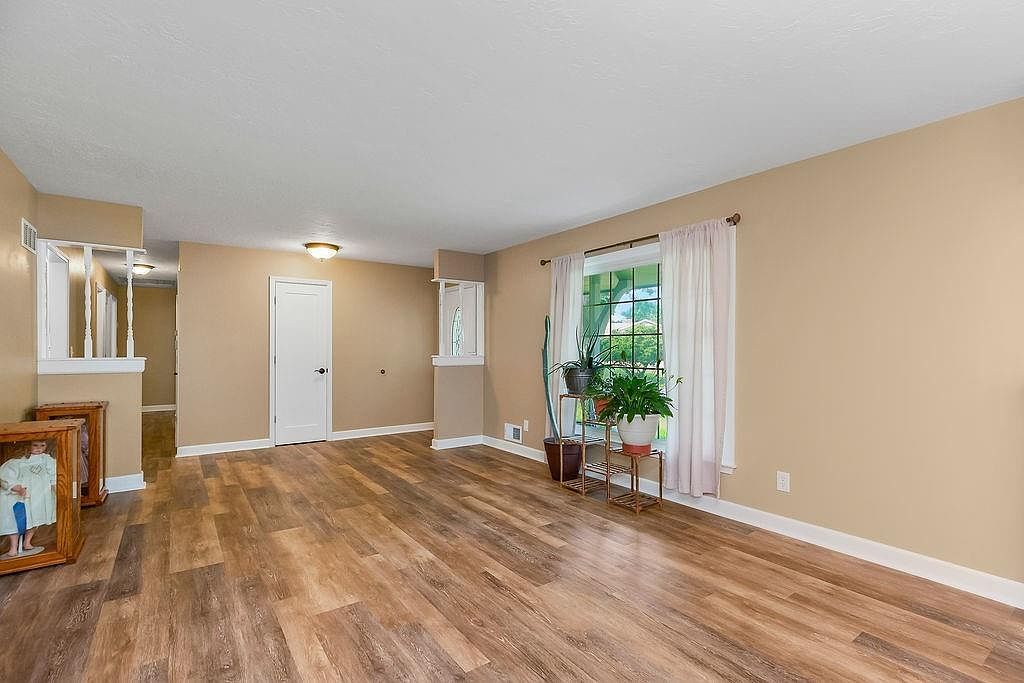 319 SE Ridgeview Dr Lees Summit, MO 64063 - Thumbnail 5