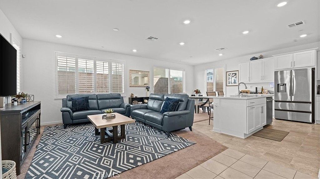 16154 Lozano St #7 Fontana, CA 92336 - Thumbnail 5