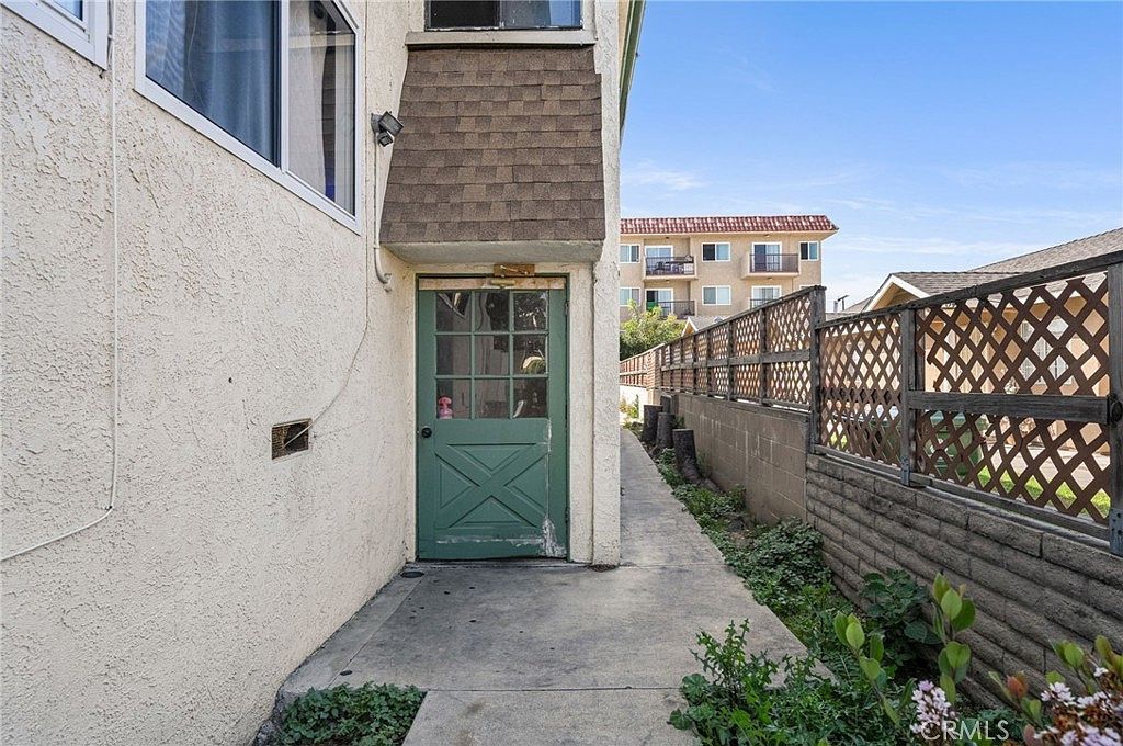 535 W 15th St San Pedro, CA 90731 - Thumbnail 5