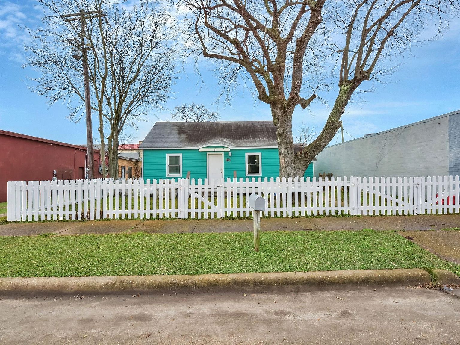 617 4th Ave N Texas City, TX 77590 - Thumbnail 5