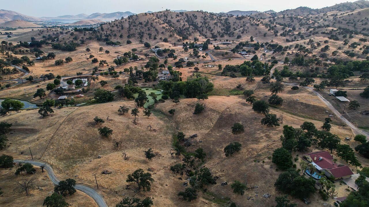 0 Blue Herron Ln Springville, CA 93265 - Thumbnail 5