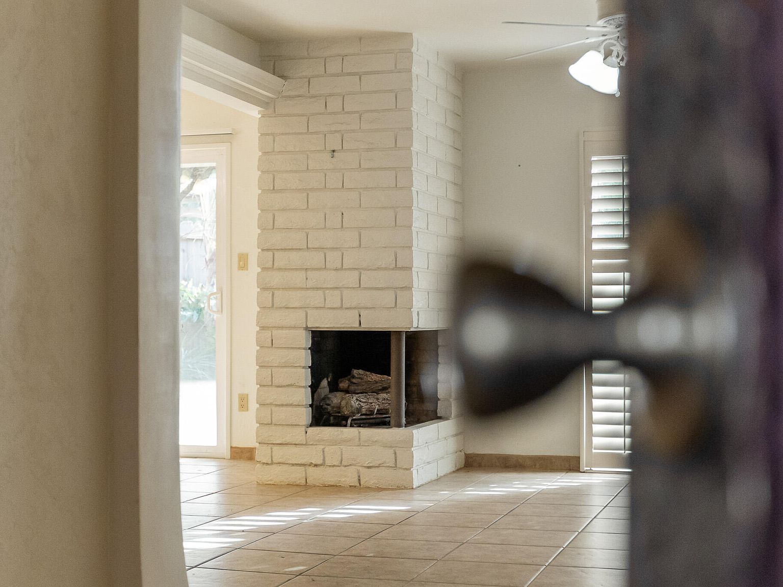 637 Village Green St Porterville, CA 93257 - Thumbnail 5