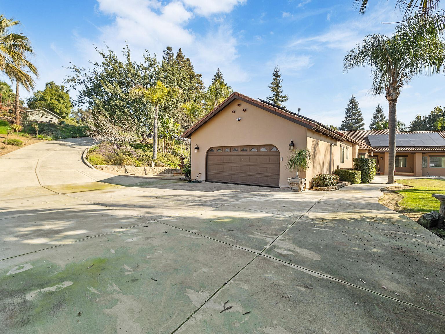 915 S Strathmore Ave Lindsay, CA 93247 - Thumbnail 5