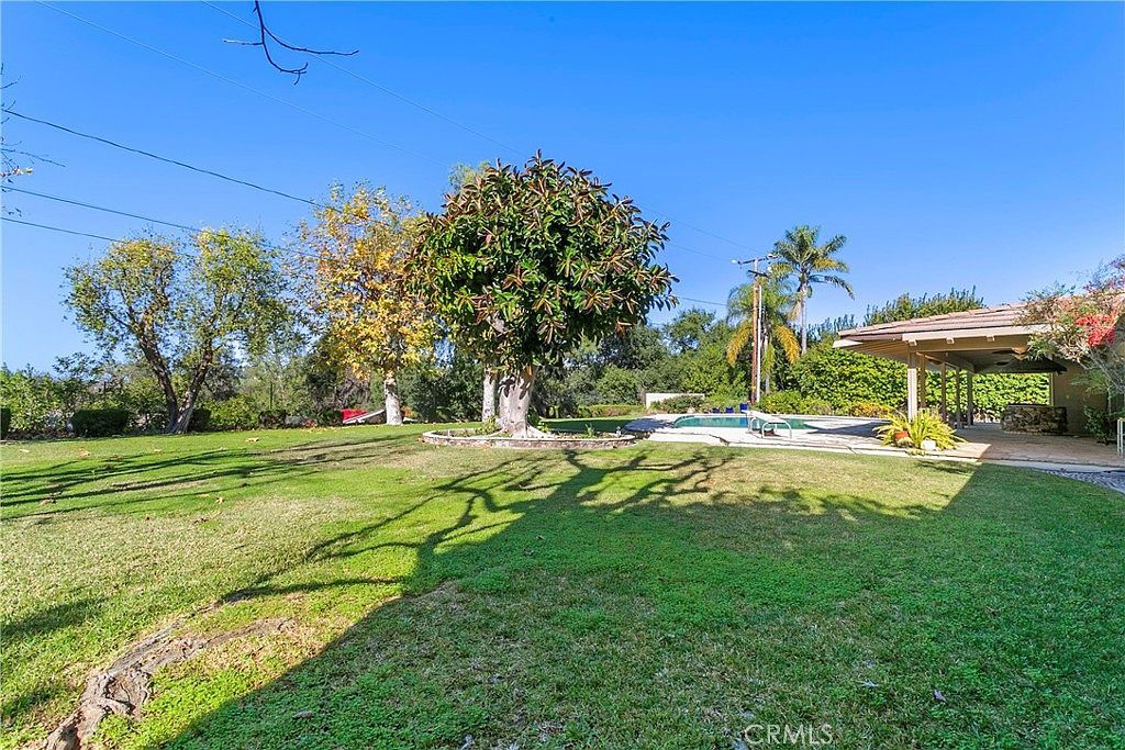 1501 La Loma Dr Santa Ana, CA 92705 - Thumbnail 5