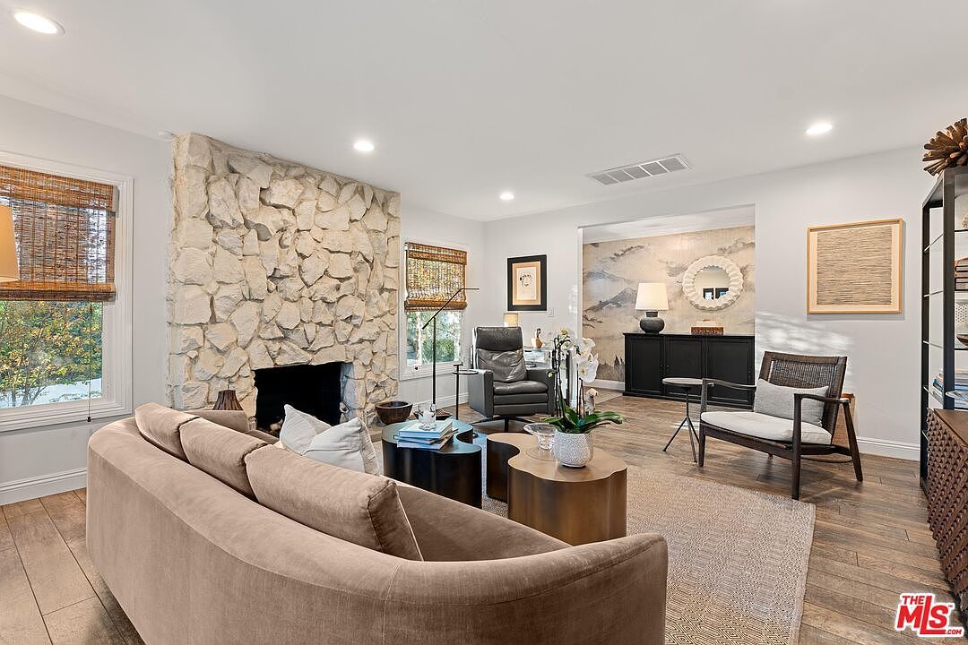 5117 Lubao Ave Woodland Hills, CA 91364 - Thumbnail 5