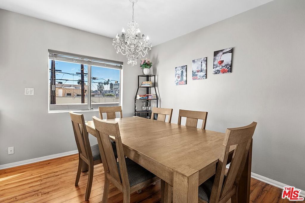 4358 Mammoth Ave APT 14 Sherman Oaks, CA 91423 - Thumbnail 5