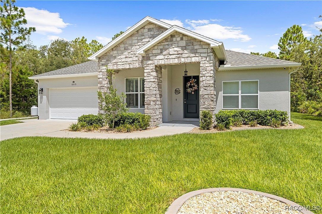 12113 Pine Club Cir Weeki Wachee, FL 34614 - Thumbnail 5